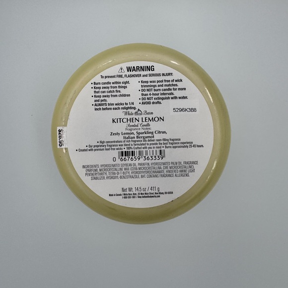 White Barn Kitchen Lemon Scented Candle - Picture 3 of 3